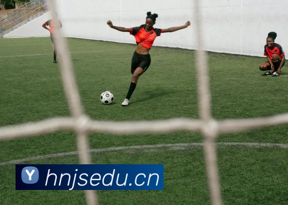 台湾名嘴怒批张本智和！国乒小将压力大，首轮“抗日”，期待爆冷